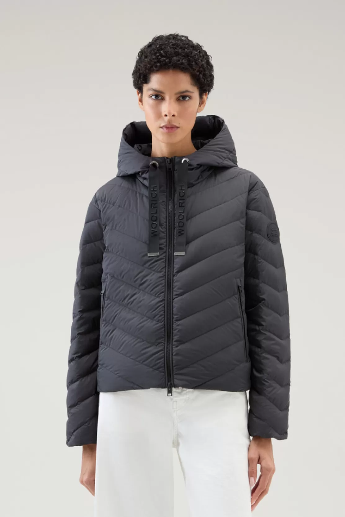 Woolrich Jacke Aus Mikrofaser Mit Chevron-Steppung Und Kapuze Black Hot