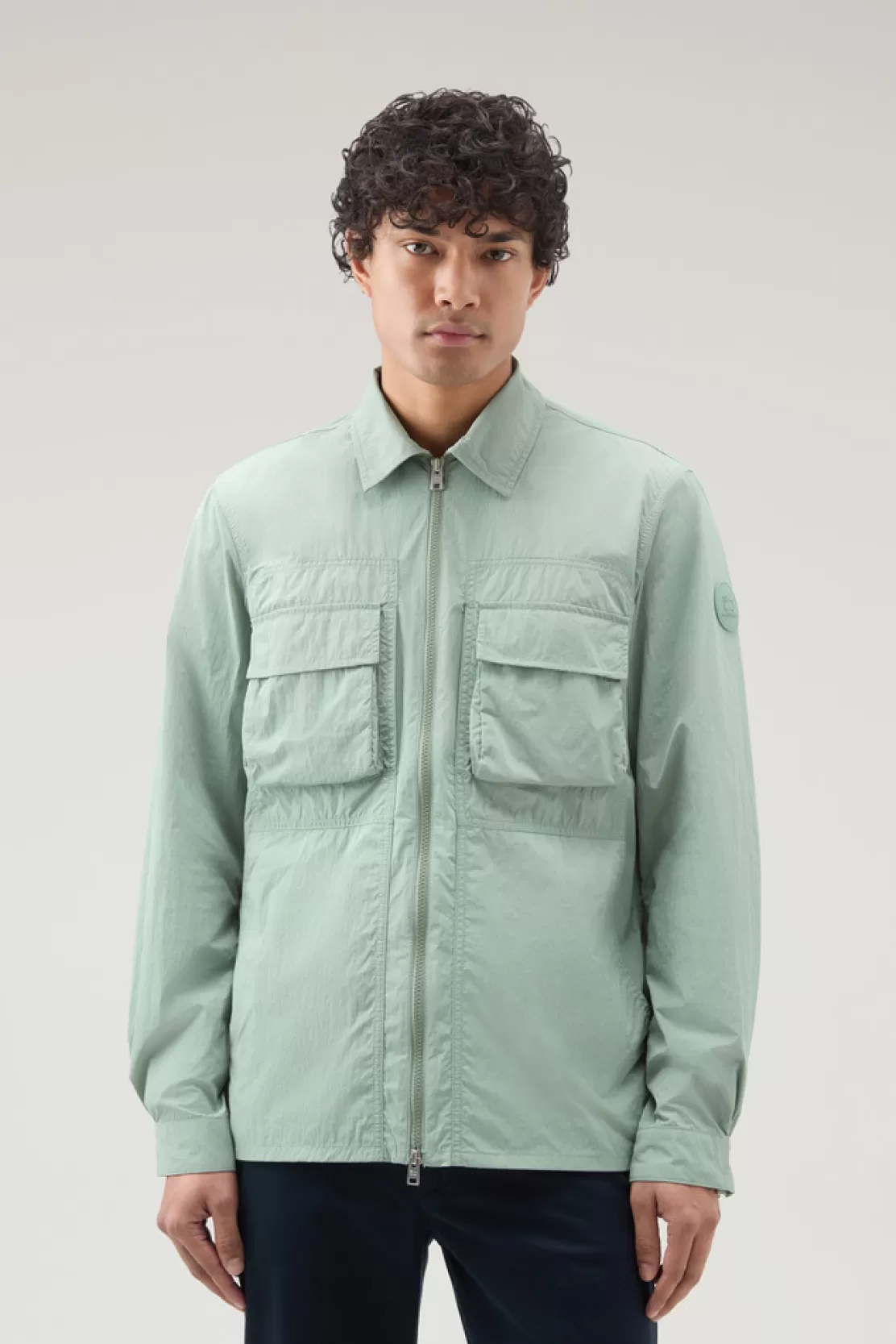 Woolrich Overshirt Aus Crinkle-Nylon Sage Discount