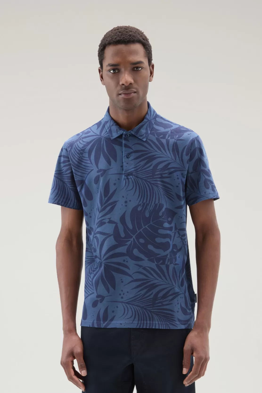 Woolrich Poloshirt Aus Stückgefärbter Stretch-Baumwolle Mit Tropen-Print Maritime Blue Flower Sale