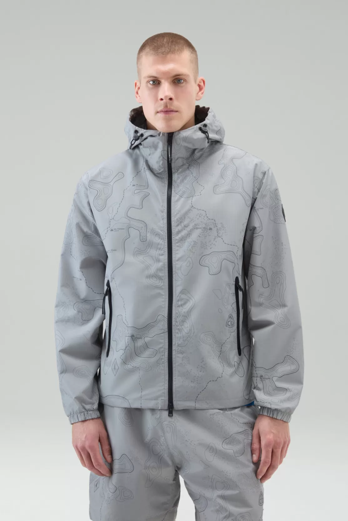 Woolrich Reflektierende Jacke Aus Ripstop-Gewebe Grey Trail Map Cheap