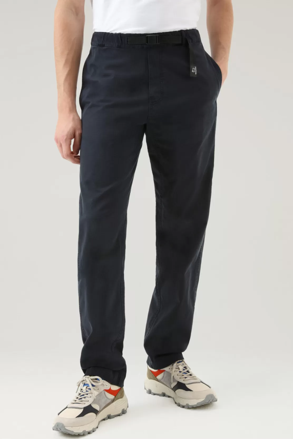 Woolrich Stückgefärbte Chinohose Aus Stretch-Baumwolle Mit Nylongürtel Melton Blue Outlet