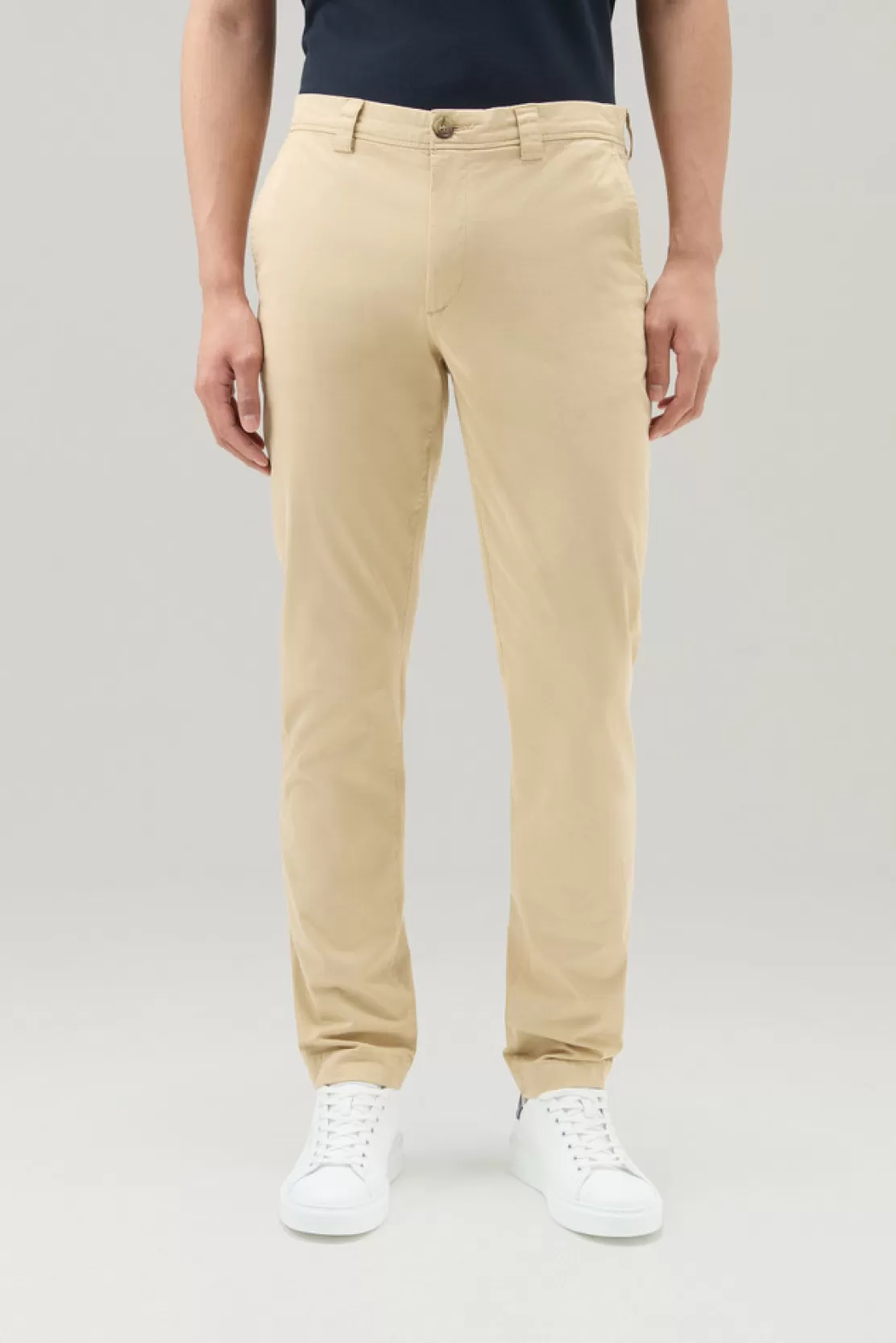 Woolrich Stückgefärbte Klassische Chinohose Aus Stretch-Baumwolle Beach Sand Discount