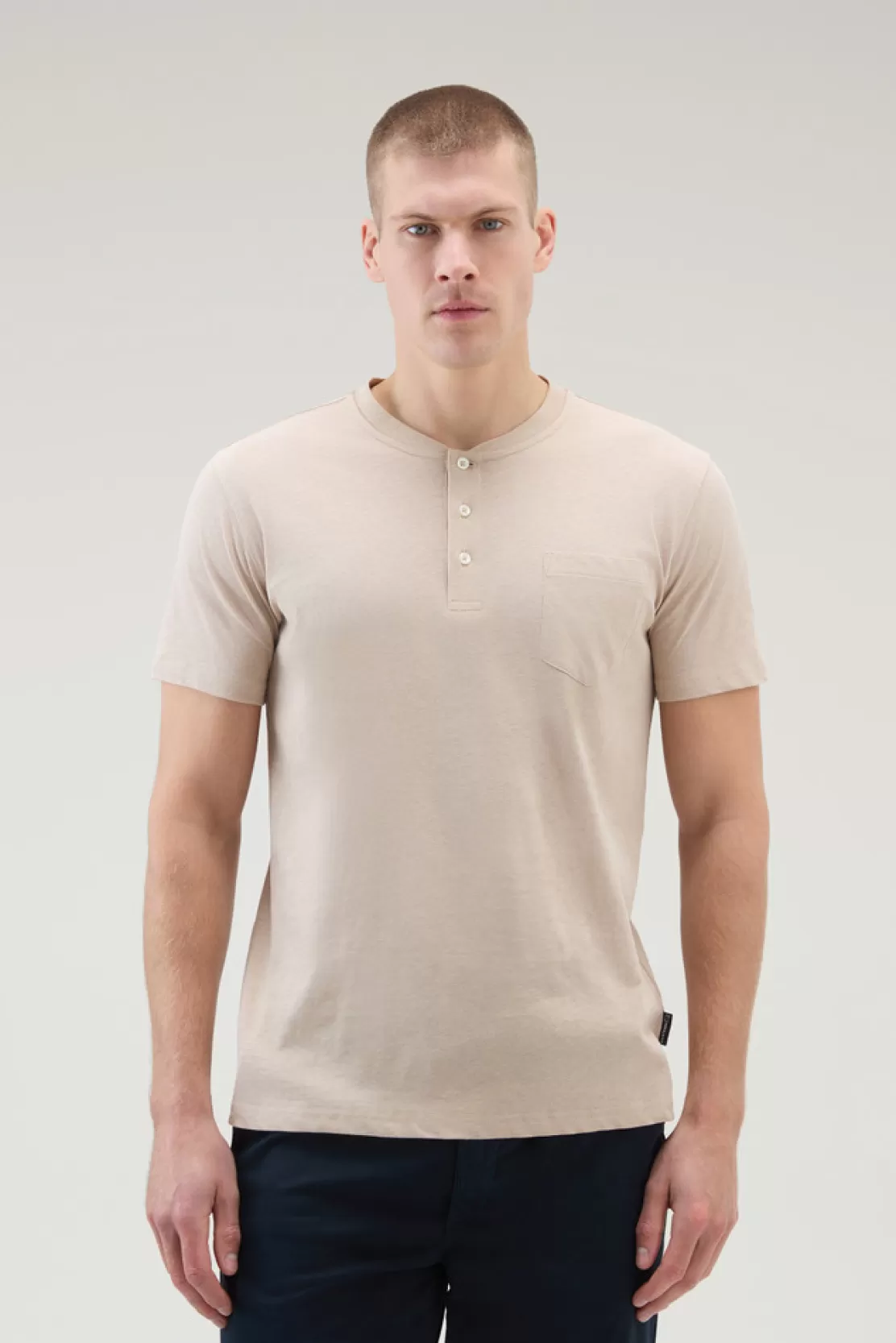 Woolrich T-Shirt Henley Aus Einem Materialmix Aus Baumwolle Und Leinen Rope Clearance