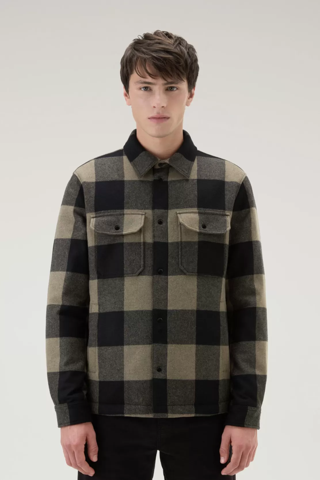 Woolrich Wattiertes Alaskan Overshirt Aus Recycelter, Italienischer Wollmischung Green Buffalo Online